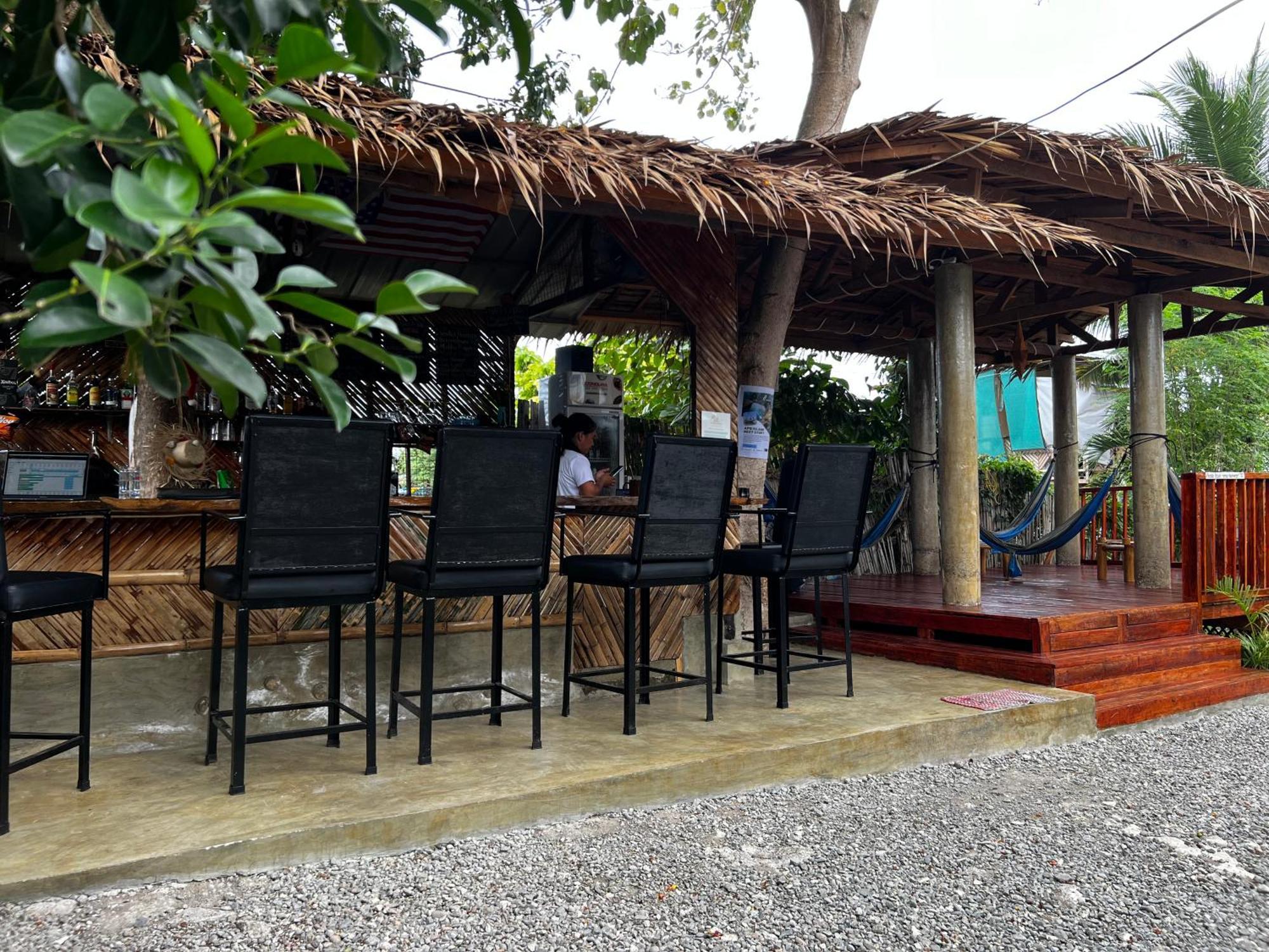 The Backyard Inn Moalboal Dış mekan fotoğraf
