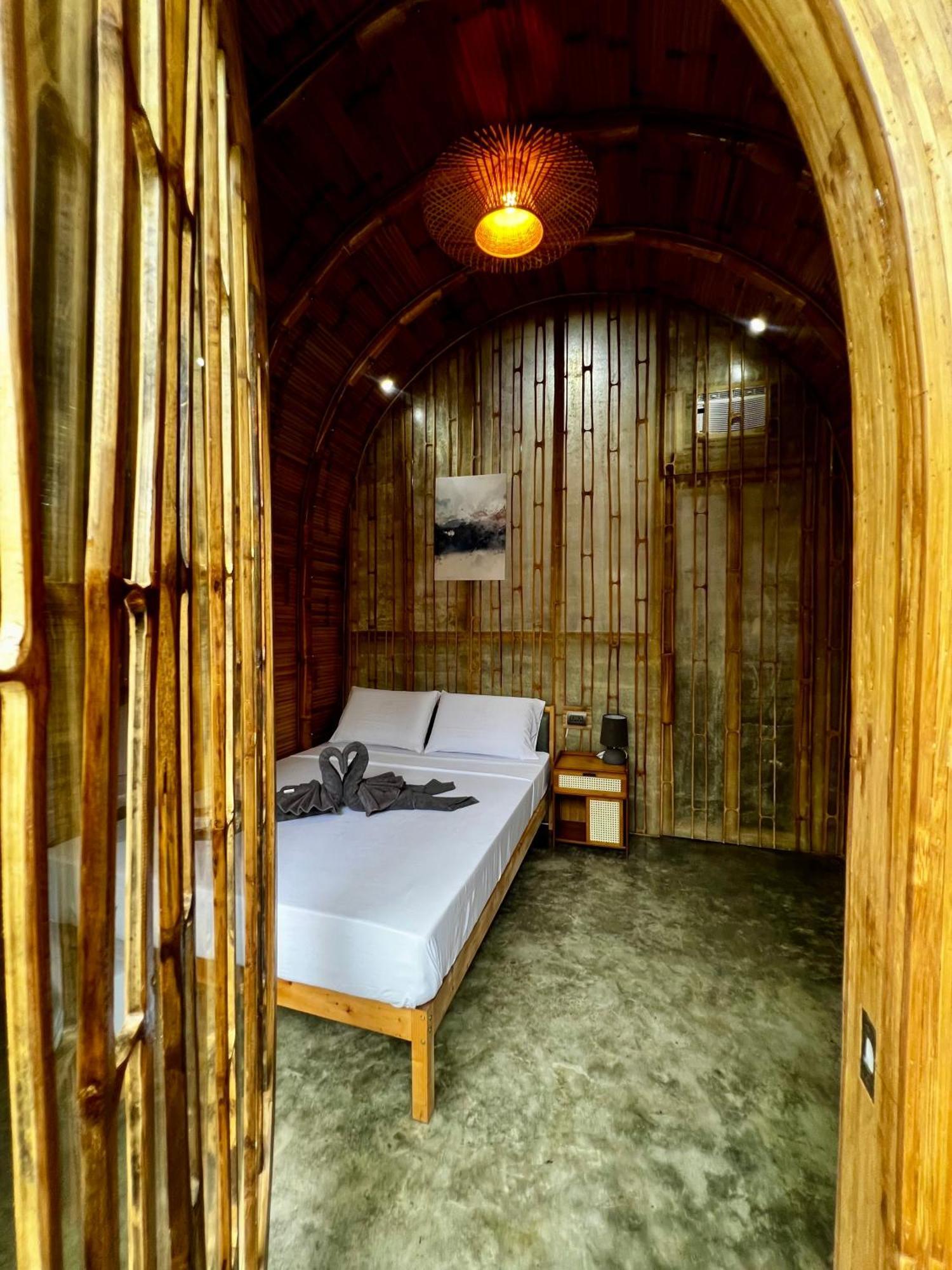 The Backyard Inn Moalboal Dış mekan fotoğraf